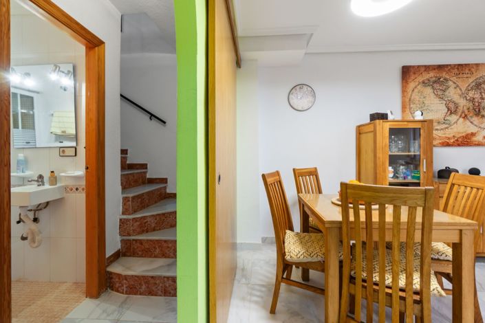 Image No.10-3 Bed Townhouse for sale