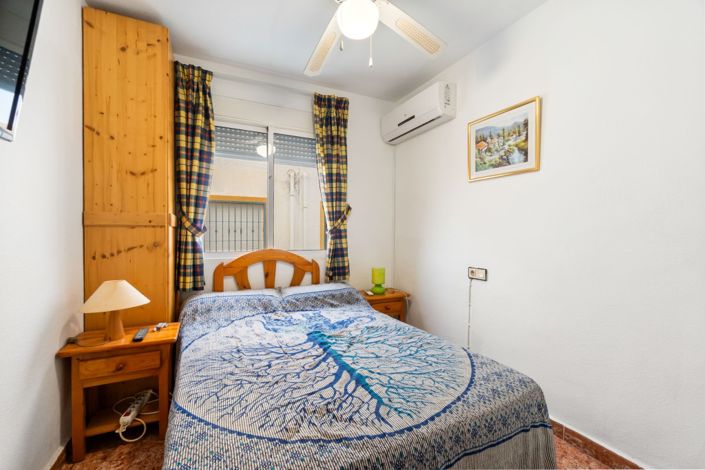 Image No.13-3 Bed Townhouse for sale