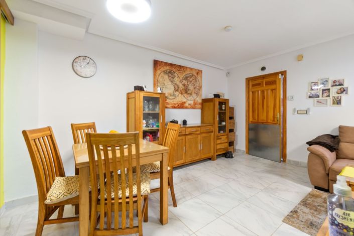 Image No.7-3 Bed Townhouse for sale