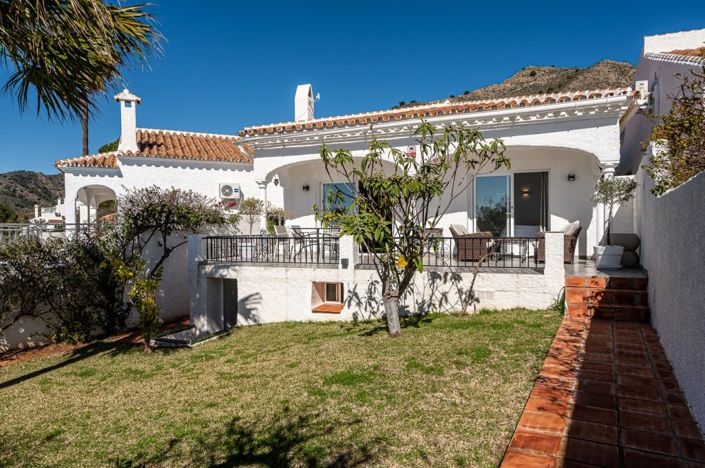 Image No.22-2 Bed Villa for sale