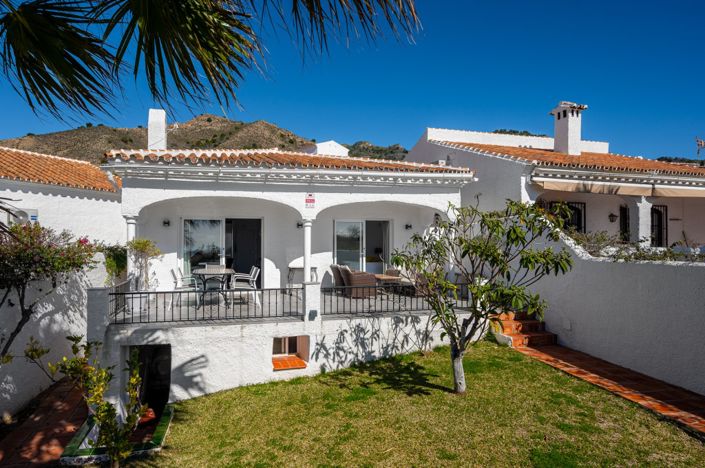 Image No.23-2 Bed Villa for sale