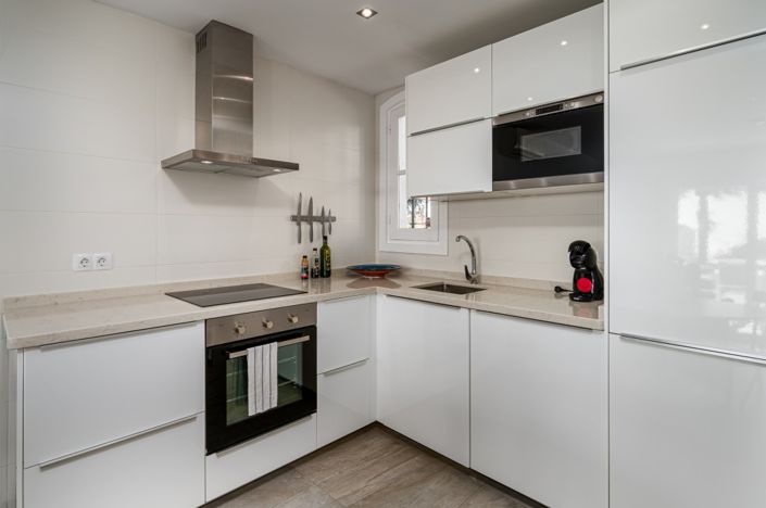 Image No.9-2 Bed Villa for sale