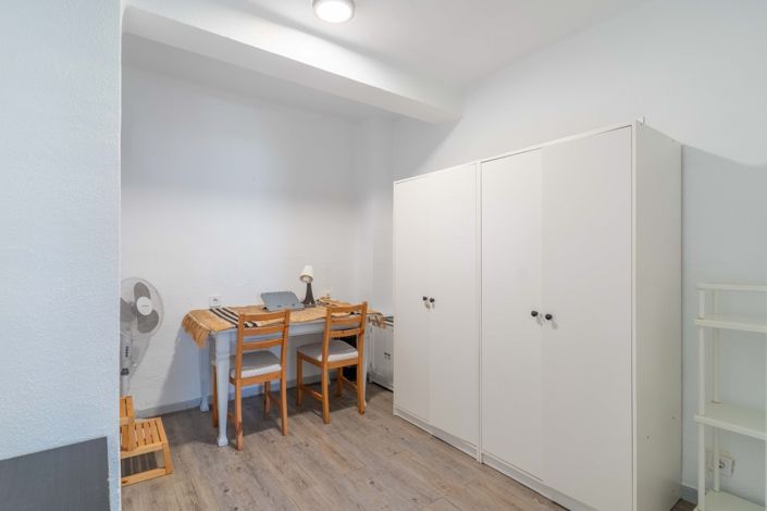 Image No.14-3 Bed Apartment for sale