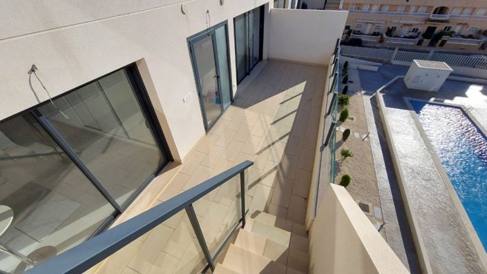 Image No.2-3 Bed Property for sale