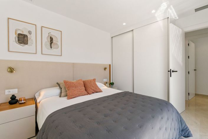 Image No.27-3 Bed Villa for sale