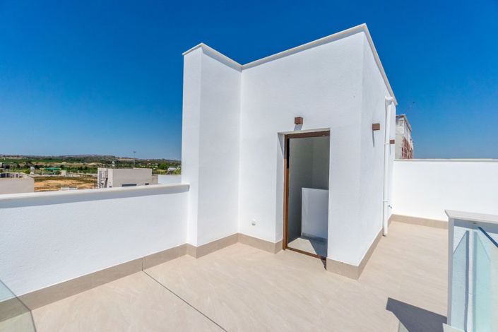 Image No.35-3 Bed Villa for sale