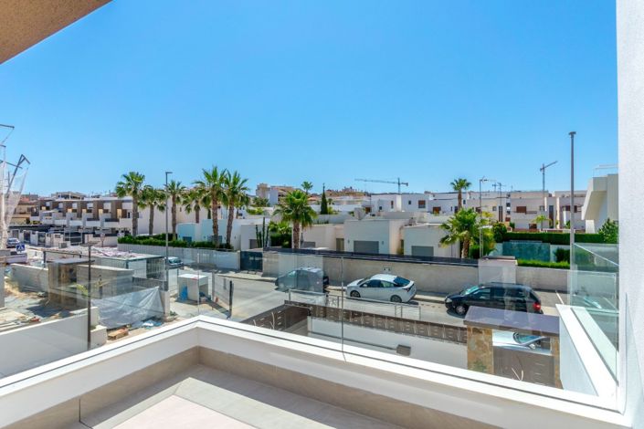 Image No.40-3 Bed Villa for sale