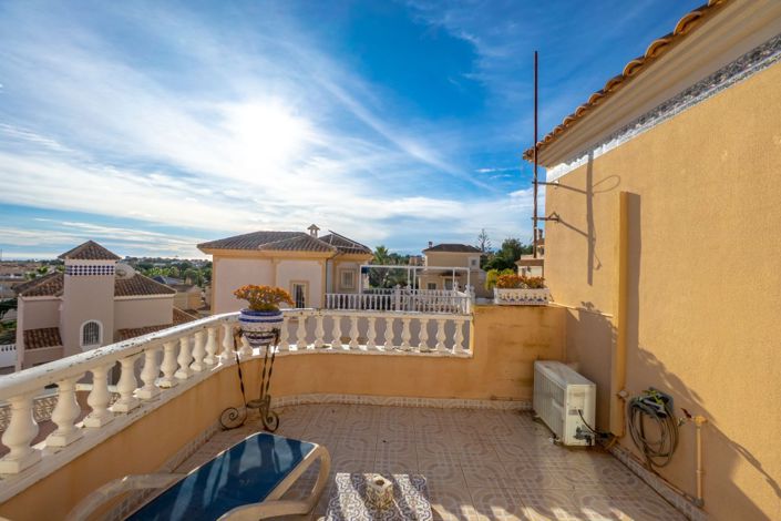 Image No.17-3 Bed Villa for sale