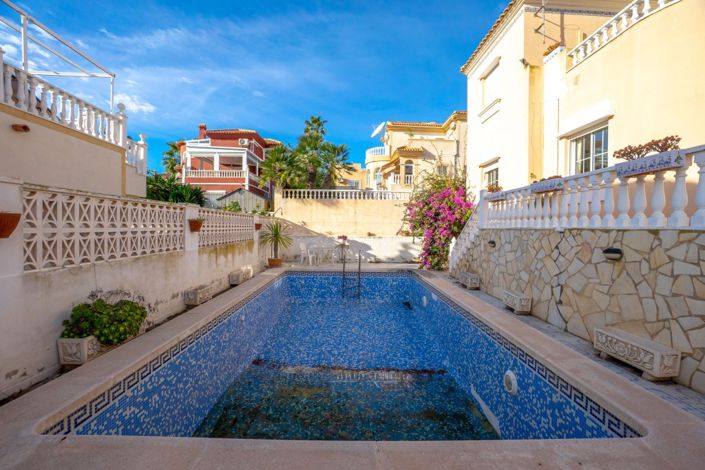 Image No.29-3 Bed Villa for sale