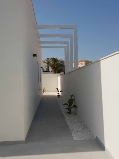 Image No.5-3 Bed Villa for sale