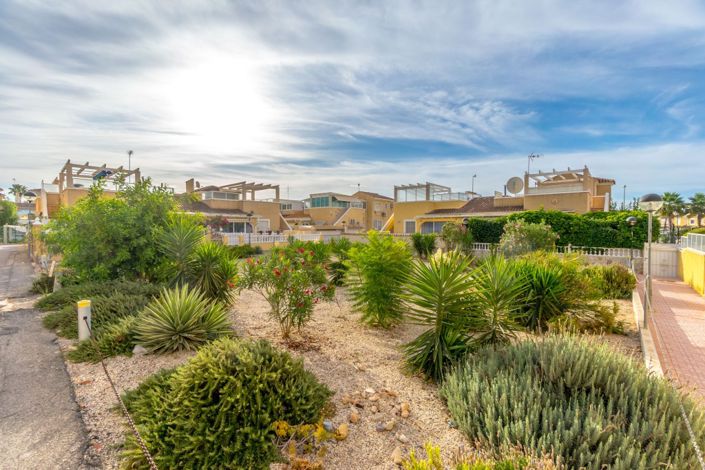 Image No.29-Jumelé de 4 chambres à vendre à Orihuela