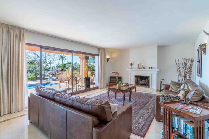 Image No.2-Villa de 3 chambres à vendre à Marbella