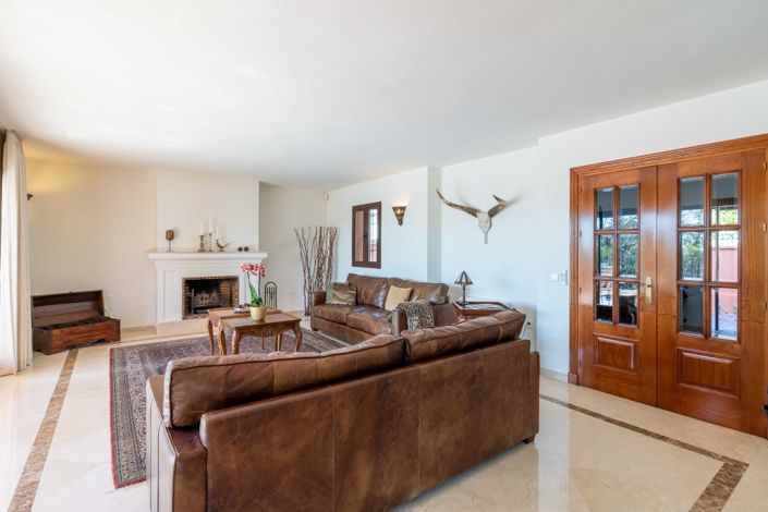 Image No.3-Villa de 3 chambres à vendre à Marbella