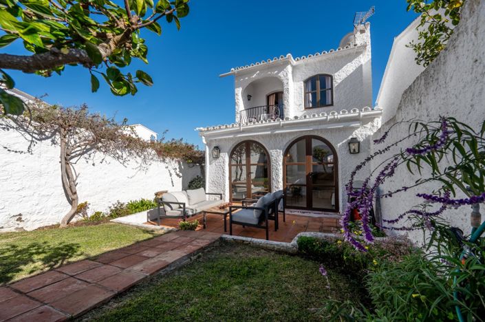 Image No.2-Villa de 2 chambres à vendre à Nerja