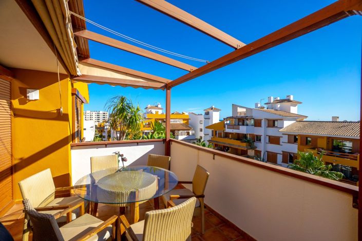 Image No.27-2 Bed Property for sale