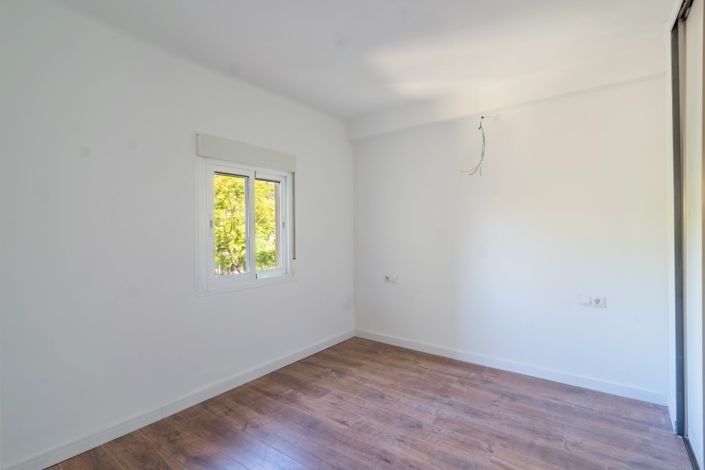 Image No.7-3 Bed Apartment for sale