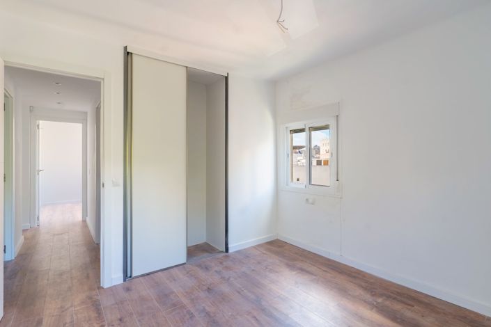 Image No.9-3 Bed Apartment for sale