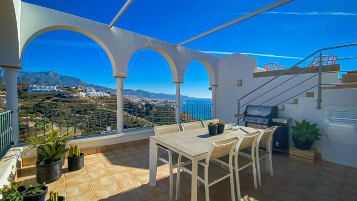 Image No.3-2 Bed Property for sale