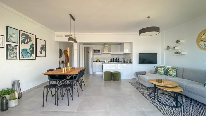 Image No.7-2 Bed Property for sale