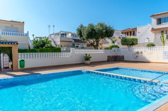 Image No.24-2 Bed Townhouse for sale