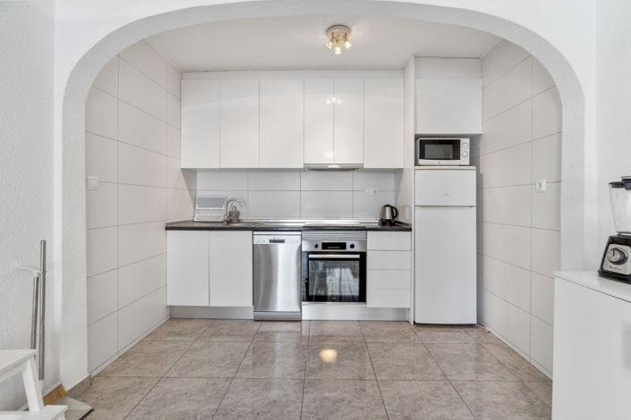 Image No.6-2 Bed Townhouse for sale