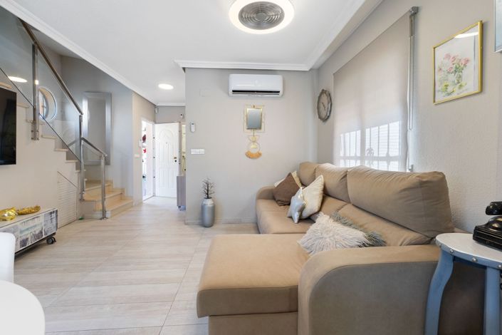 Image No.14-3 Bed Villa for sale