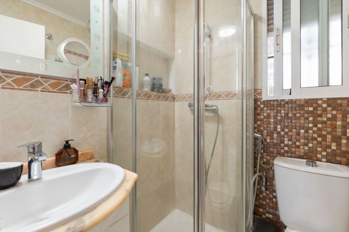 Image No.17-3 Bed Villa for sale