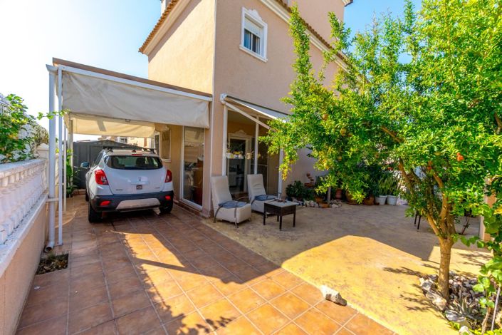 Image No.27-3 Bed Villa for sale