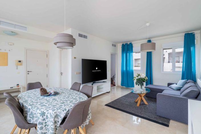 Image No.4-2 Bed Property for sale