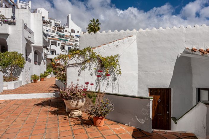 Image No.22-1 Bed Apartment for sale