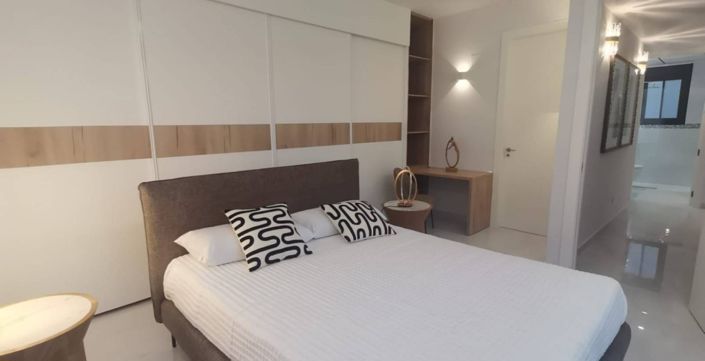 Image No.24-6 Bed Villa for sale