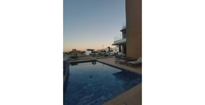 Image No.8-6 Bed Villa for sale