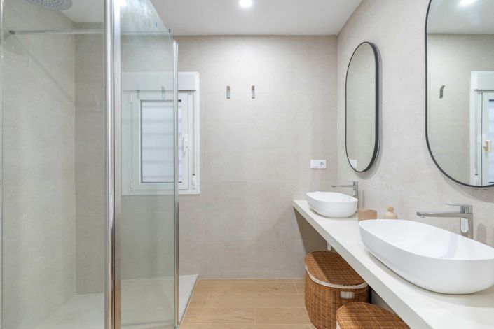 Image No.18-2 Bed Apartment for sale