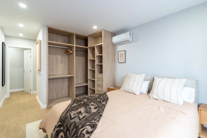 Image No.20-2 Bed Apartment for sale