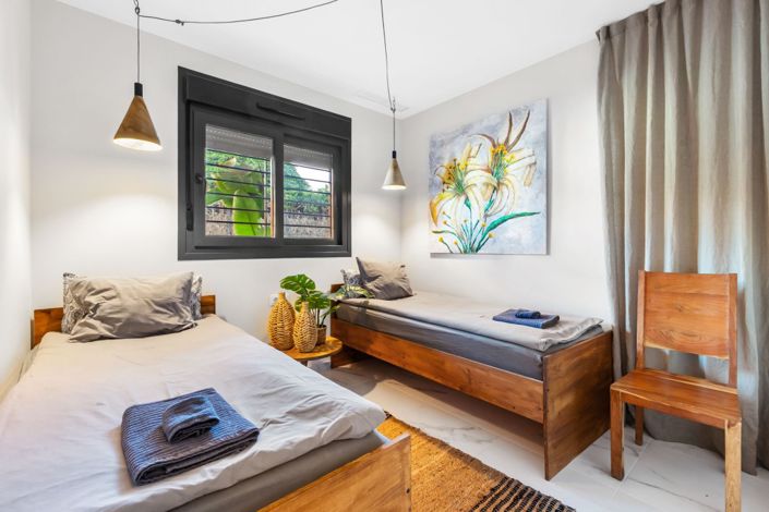 Image No.22-2 Bed Property for sale