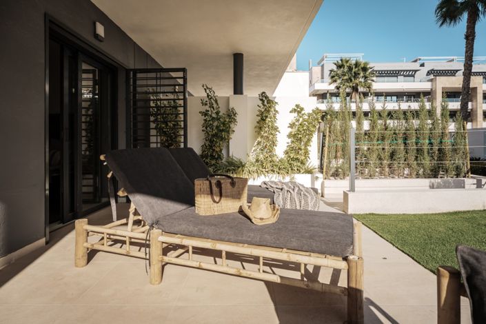 Image No.4-2 Bed Property for sale