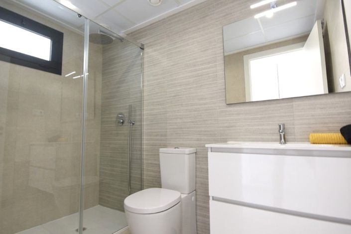 Image No.3-3 Bed Apartment for sale