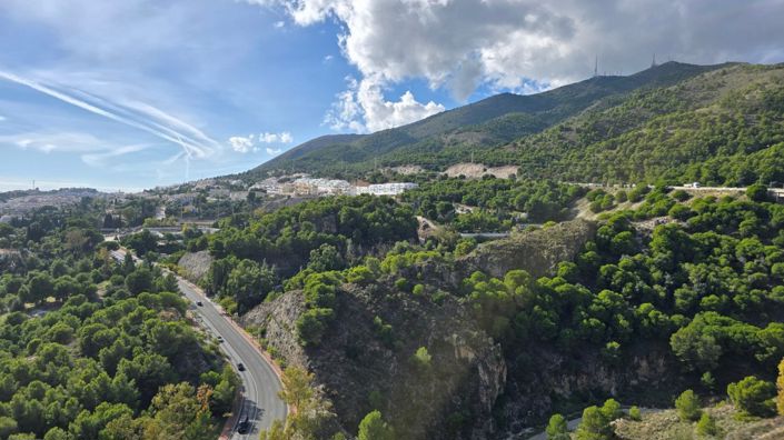 Image No.24-2 Bed Property for sale