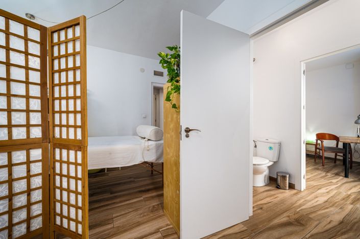 Image No.19-4 Bed Apartment for sale