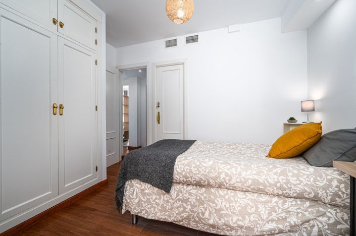 Image No.23-4 Bed Apartment for sale