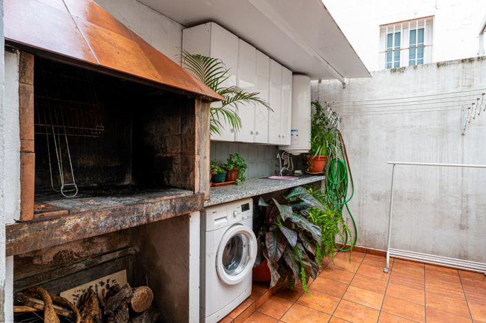 Image No.24-4 Bed Apartment for sale