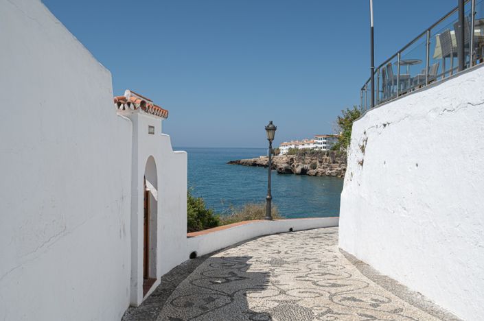 Image No.35-4 Bed Apartment for sale