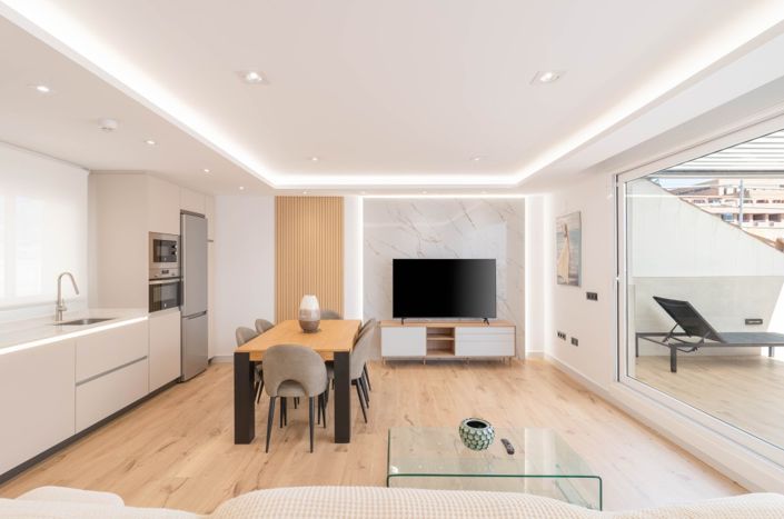 Image No.9-3 Bed Property for sale