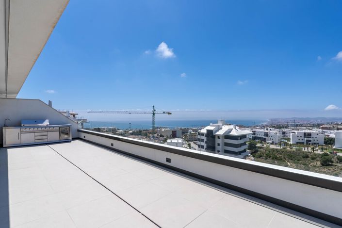 Image No.30-3 Bed Property for sale