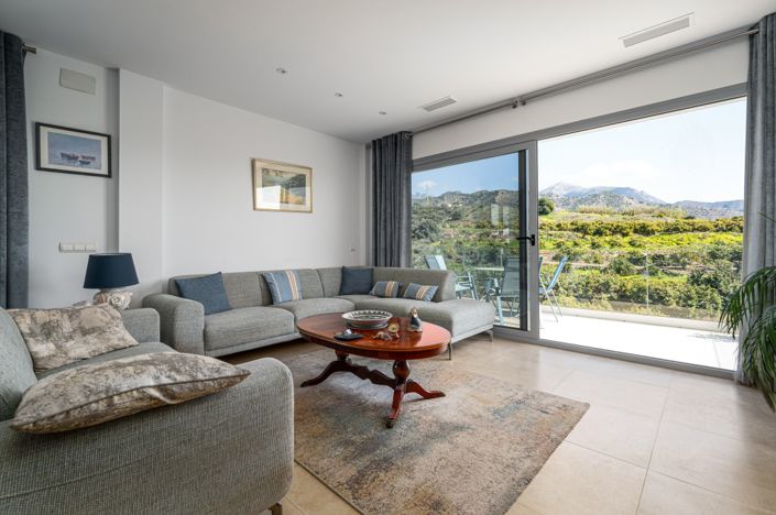 Image No.12-4 Bed Villa for sale