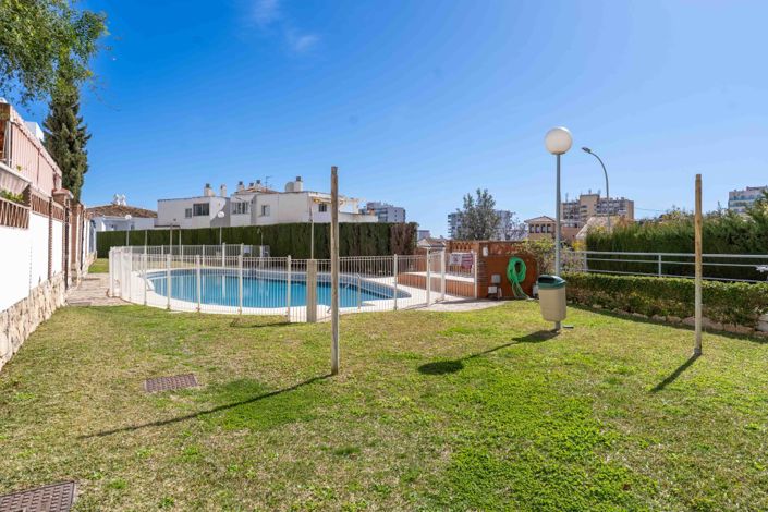 Image No.22-2 Bed Property for sale