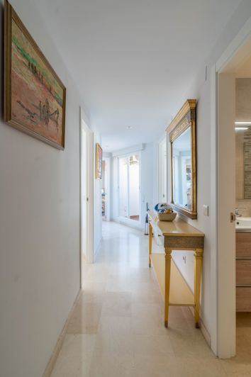 Image No.24-2 Bed Property for sale