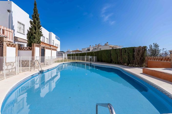 Image No.5-2 Bed Property for sale