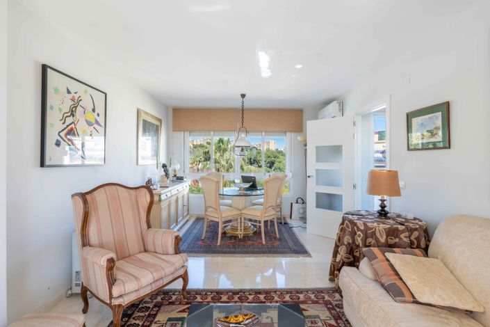 Image No.8-2 Bed Property for sale