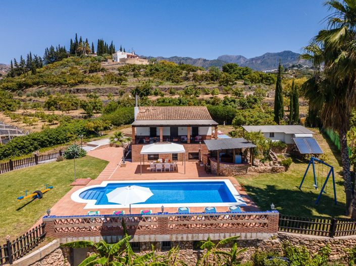 Image No.2-Villa de 5 chambres à vendre à Frigiliana